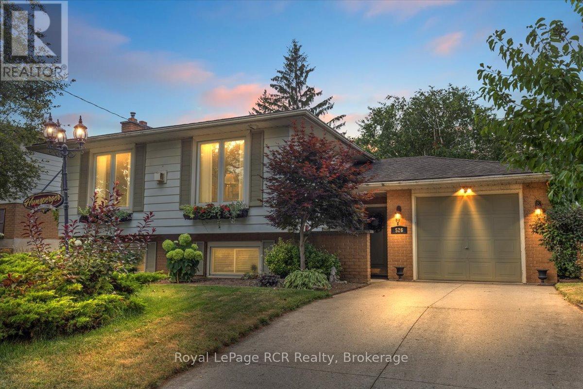 526 19th Avenue, Hanover, Ontario  N4N 3E9 - Photo 45 - X12335437