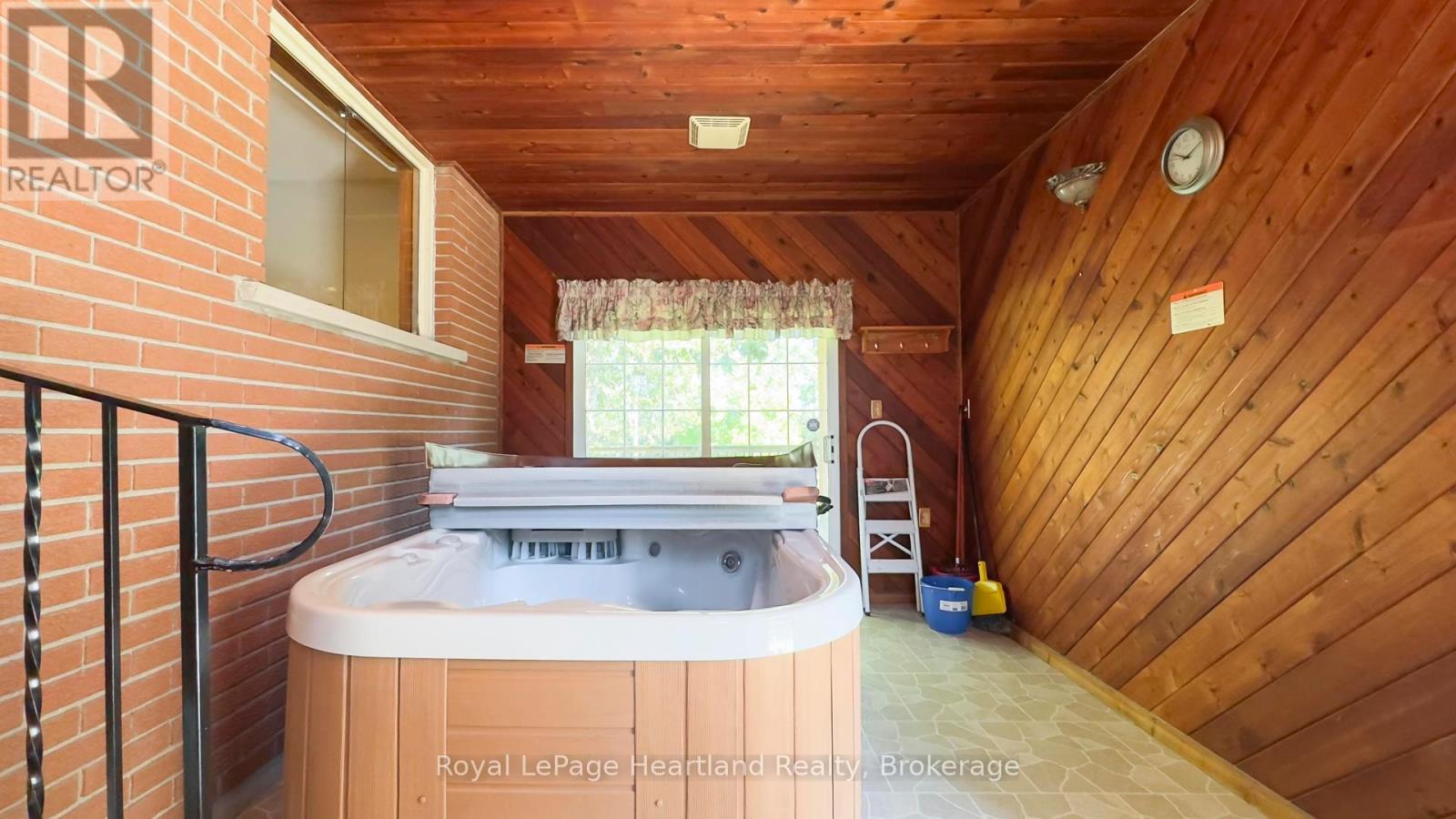 Photo 38 of 49 for 77850 Tipperary Line