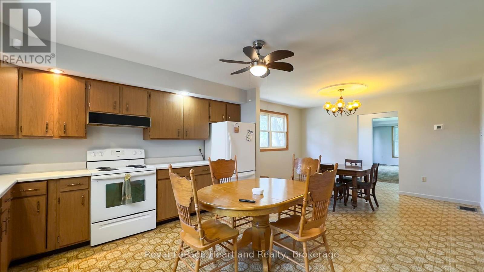 Photo 8 of 49 for 77850 Tipperary Line