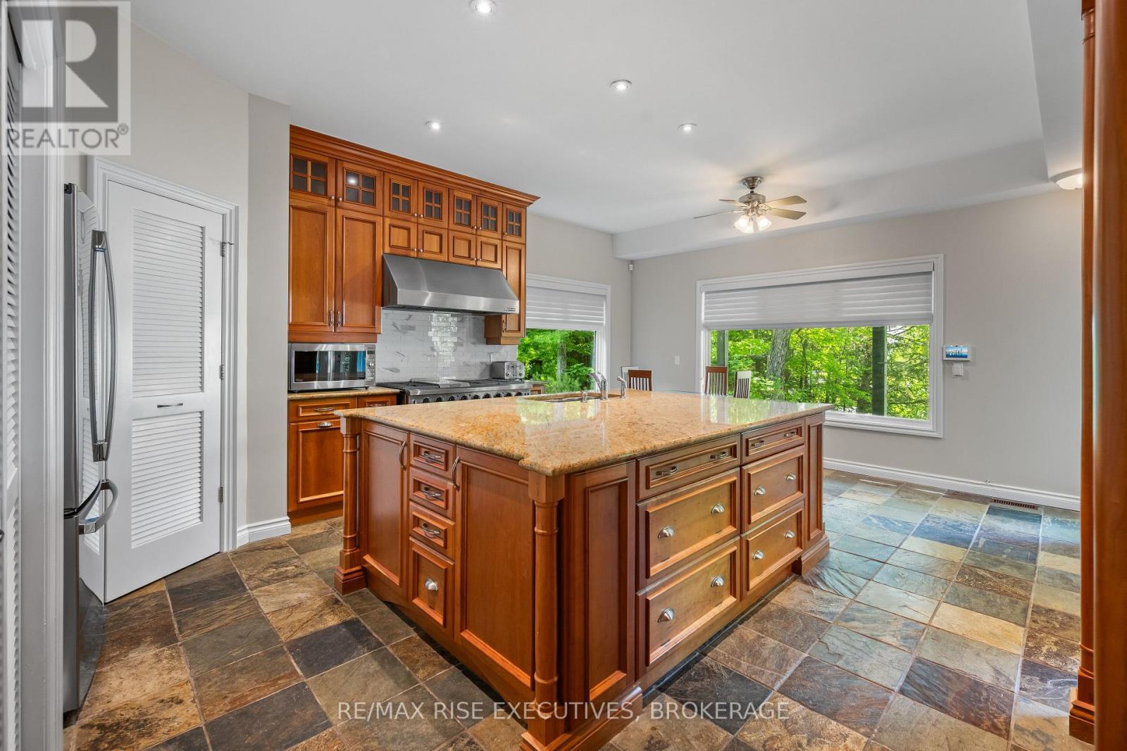 2300 County Road 32, Leeds And The Thousand Islands, Ontario  K7G 2V3 - Photo 10 - X12364321
