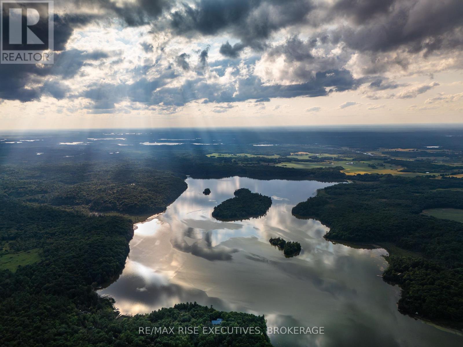 2300 County Road 32, Leeds And The Thousand Islands, Ontario  K7G 2V3 - Photo 3 - X12364321