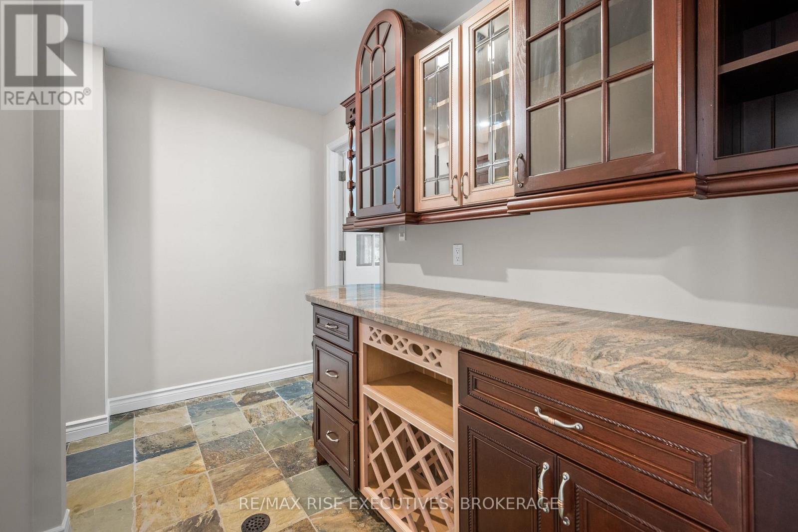 2300 County Road 32, Leeds And The Thousand Islands, Ontario  K7G 2V3 - Photo 6 - X12364321