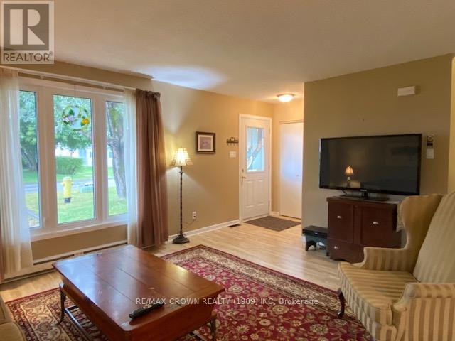 4 Murray Street, Kapuskasing, Ontario  P5N 3B2 - Photo 10 - T12364392
