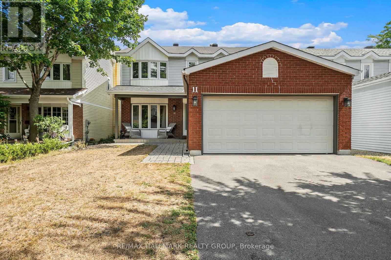 Property at 11 ELLISSON WAY image 2