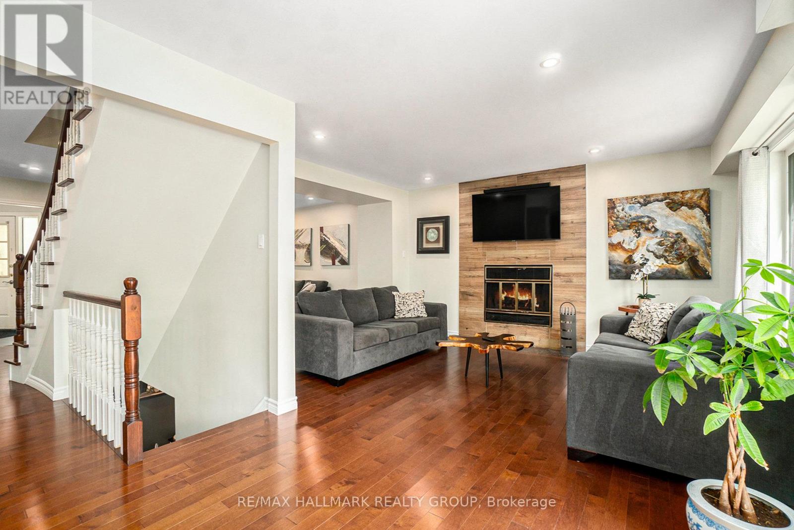 Property at 11 ELLISSON WAY image 4
