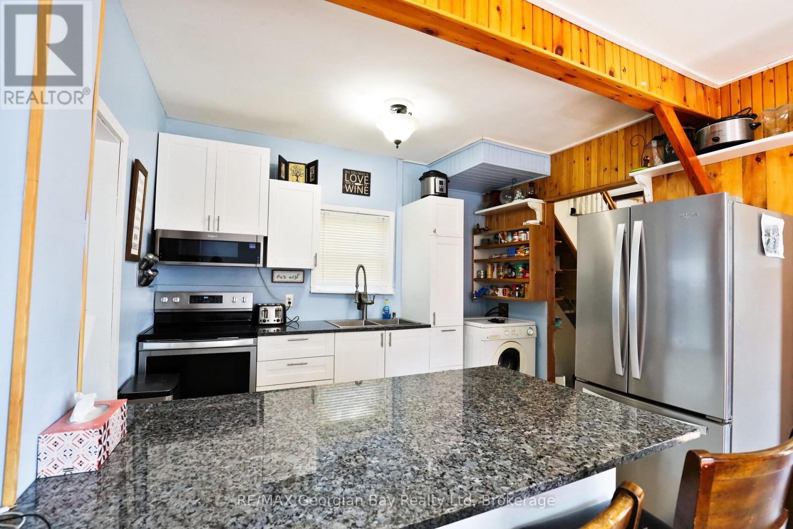 136 Fourth Street, Midland, Ontario  L4R 3T2 - Photo 8 - S12364325
