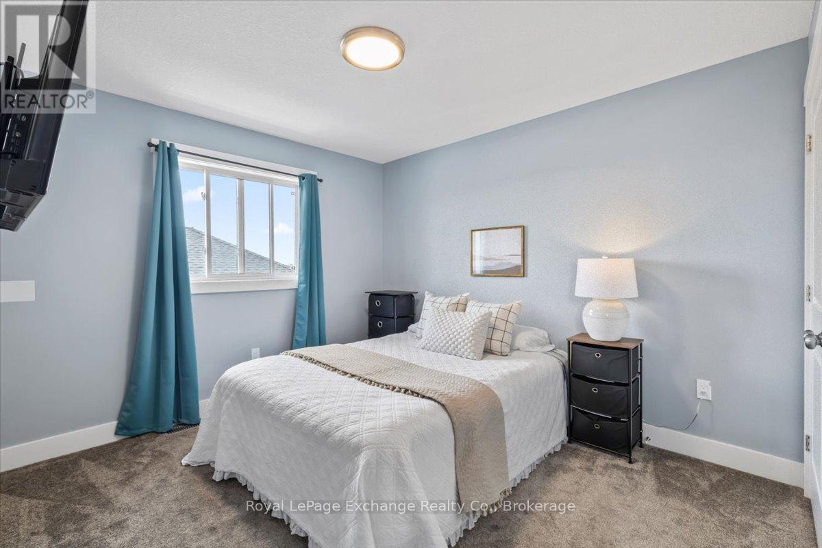 383 Northport Drive, Saugeen Shores, Ontario  N0H 2C8 - Photo 18 - X12364323