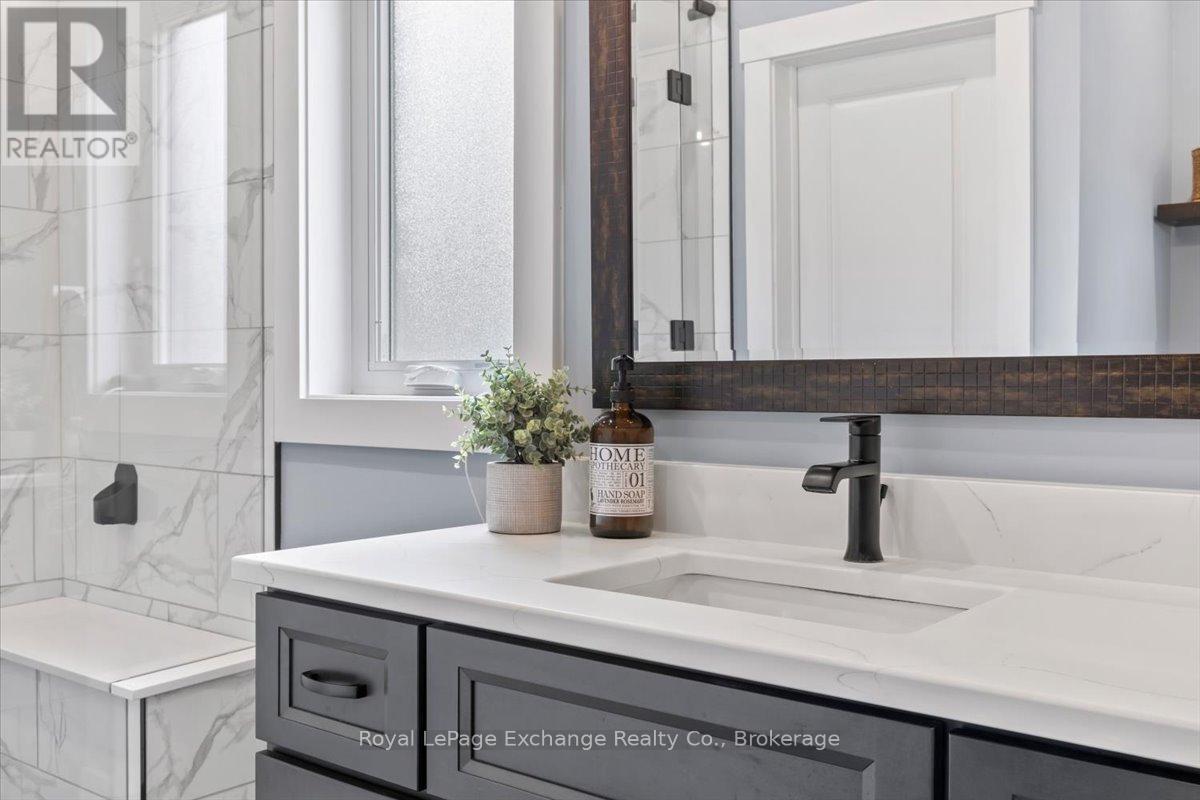 383 Northport Drive, Saugeen Shores, Ontario  N0H 2C8 - Photo 29 - X12364323