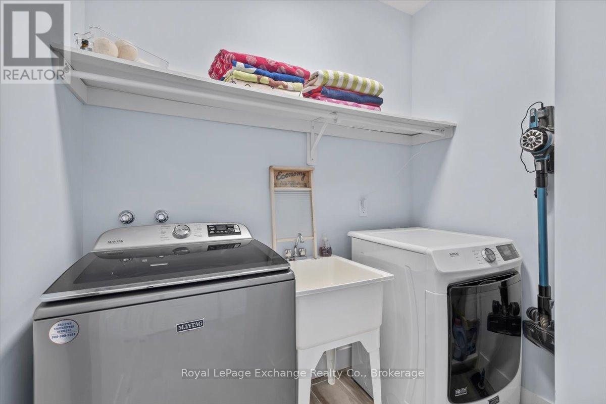 383 Northport Drive, Saugeen Shores, Ontario  N0H 2C8 - Photo 31 - X12364323