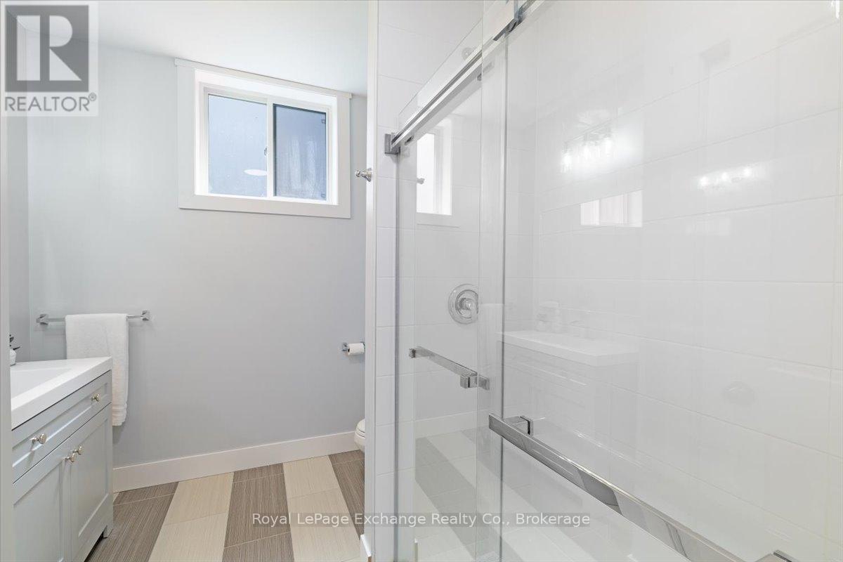 383 Northport Drive, Saugeen Shores, Ontario  N0H 2C8 - Photo 41 - X12364323