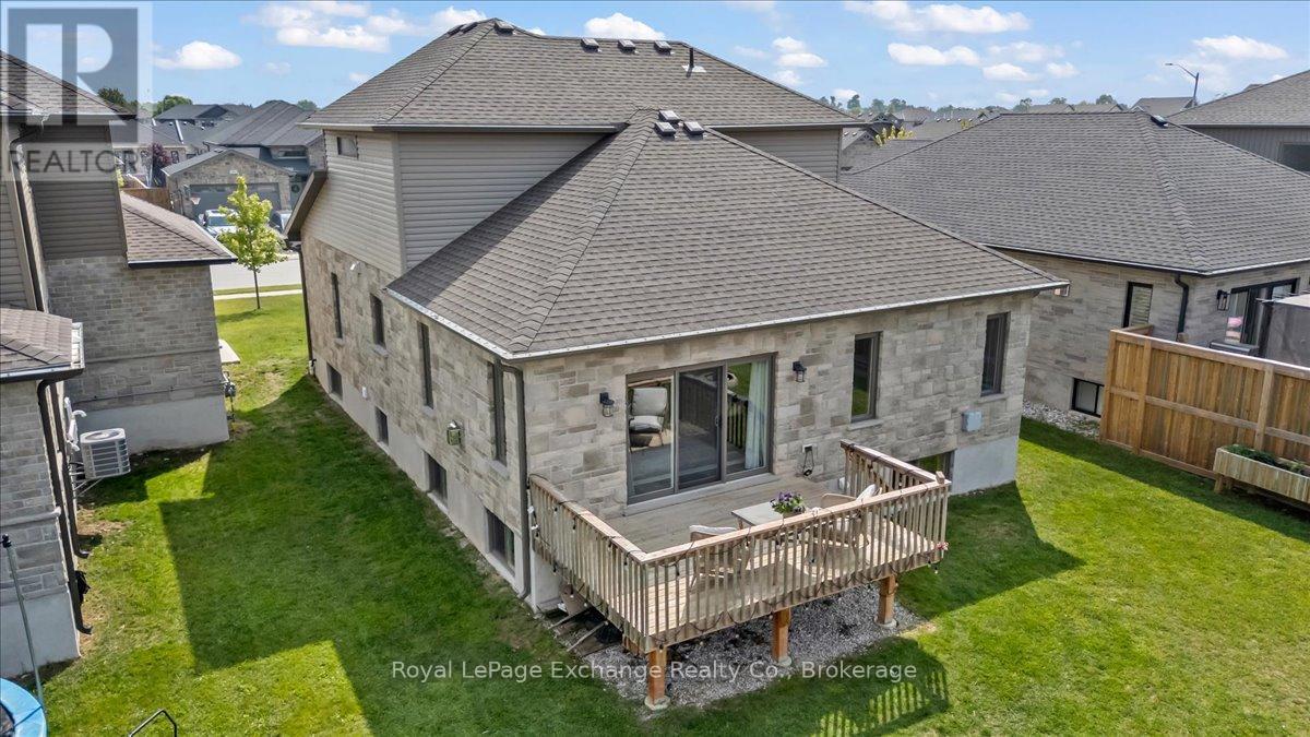 383 Northport Drive, Saugeen Shores, Ontario  N0H 2C8 - Photo 50 - X12364323