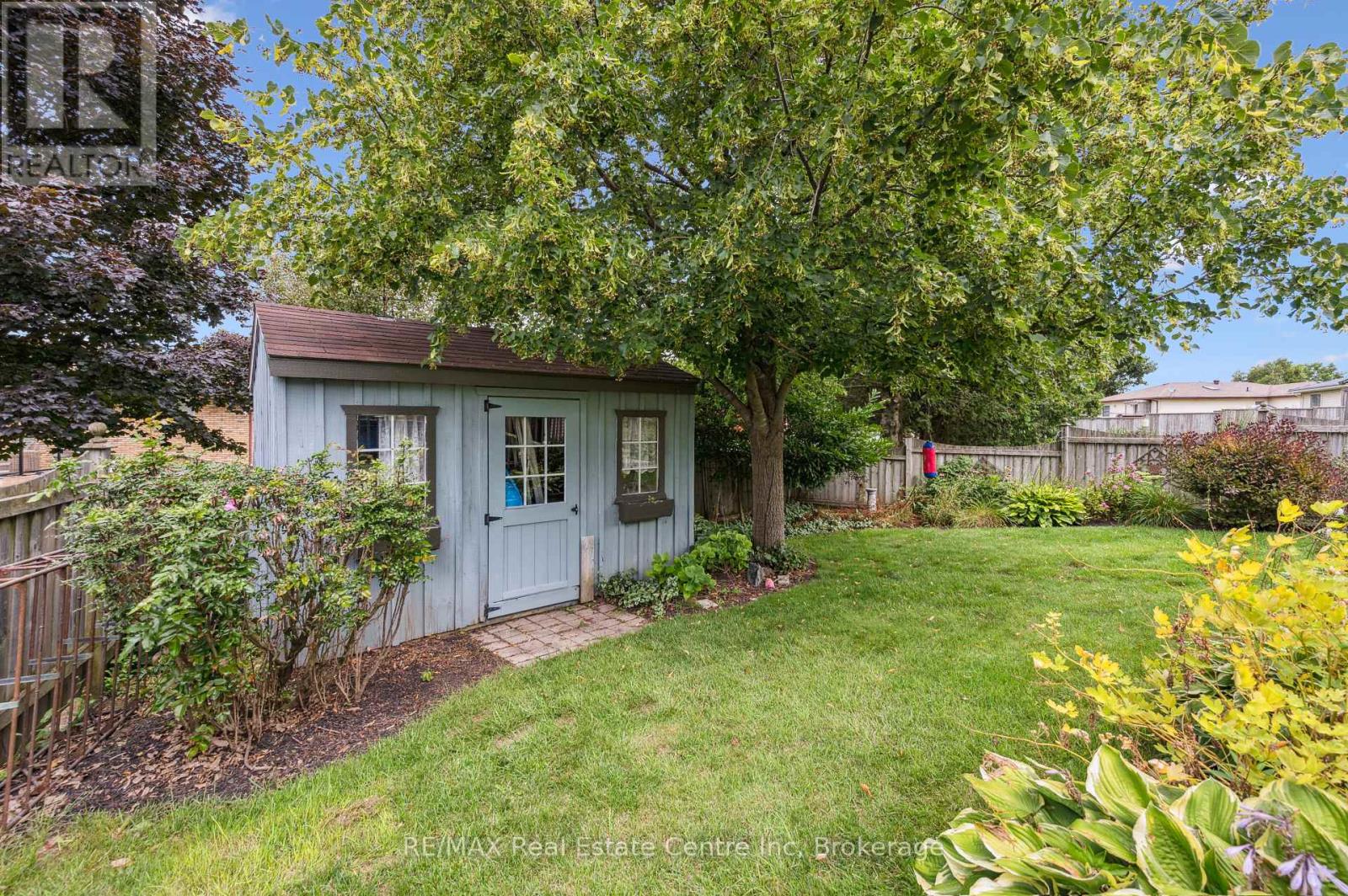 7 Eastview Drive, Wellington North, Ontario  N0G 1A0 - Photo 37 - X12364354
