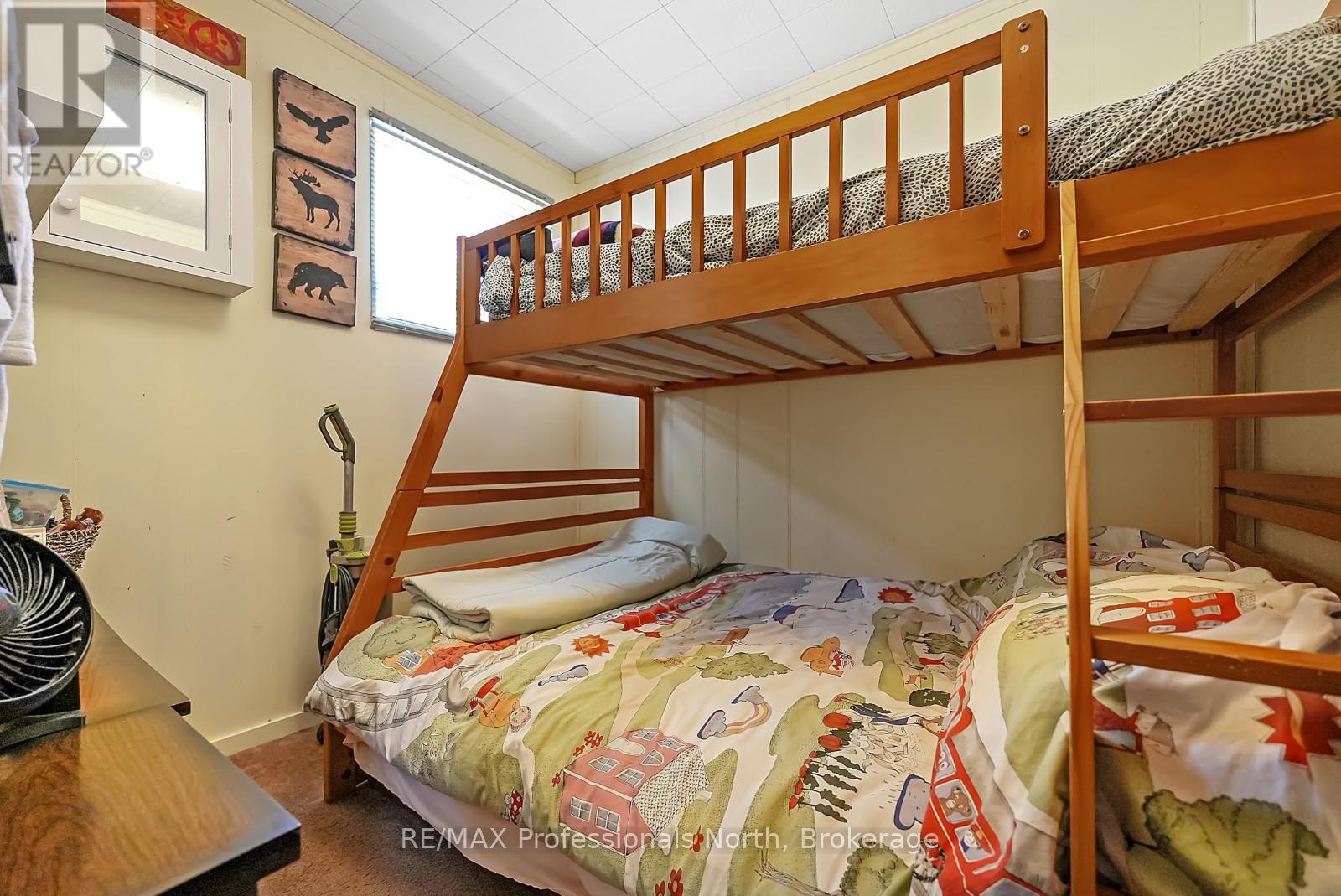1025 Manitou Road, Dysart Et Al, Ontario  K0M 1S0 - Photo 17 - X12364394