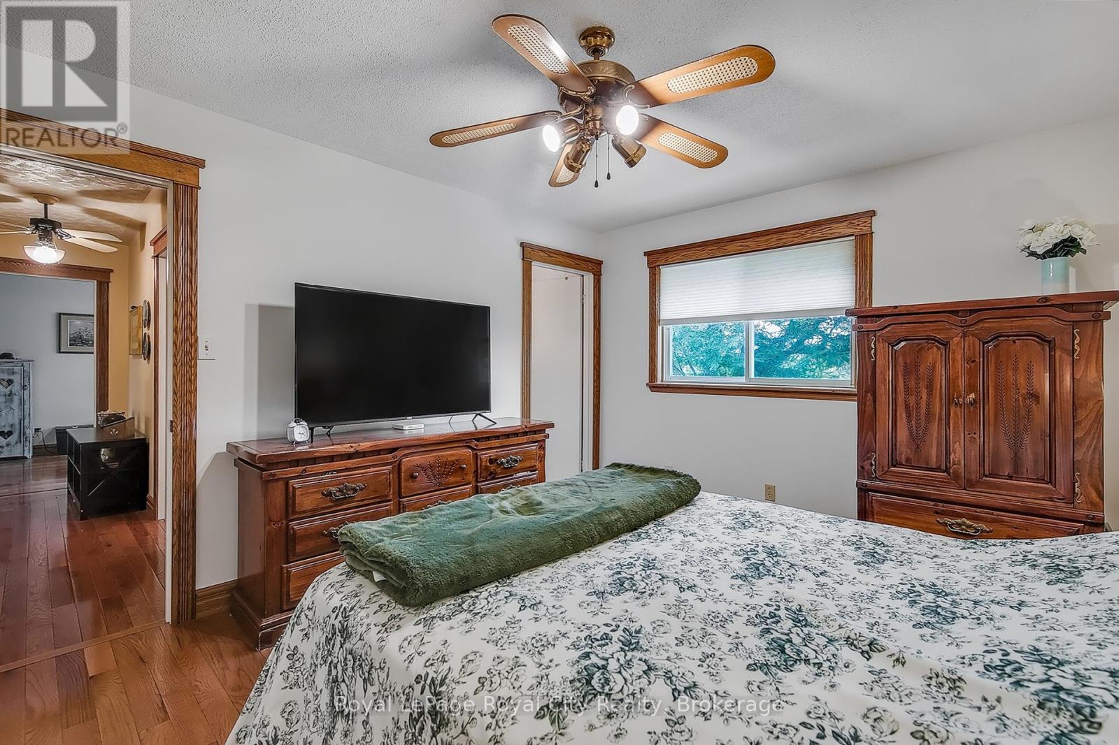 365 Wellington Street, Centre Wellington, Ontario  N1M 3E1 - Photo 17 - X12364441