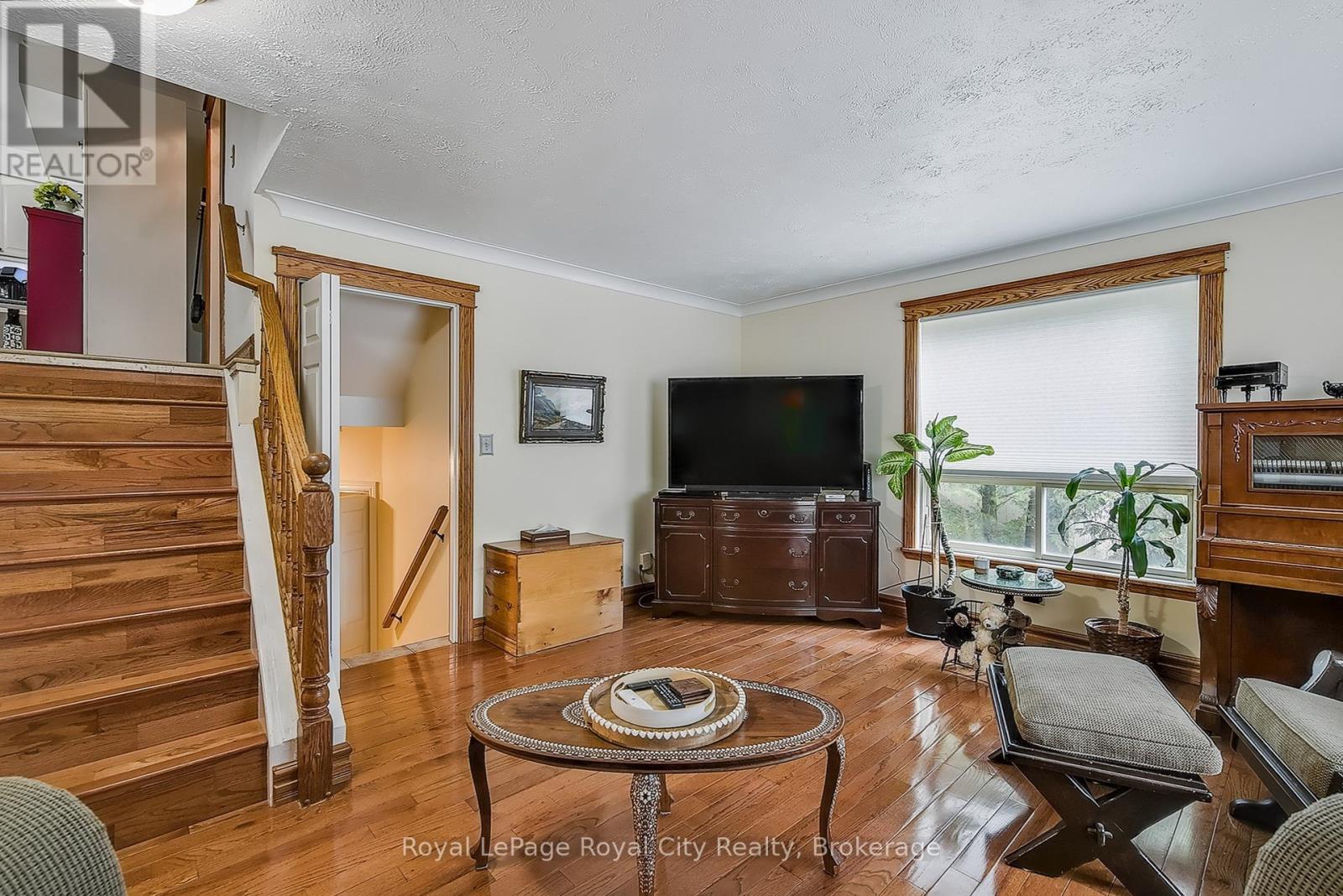 365 Wellington Street, Centre Wellington, Ontario  N1M 3E1 - Photo 22 - X12364441