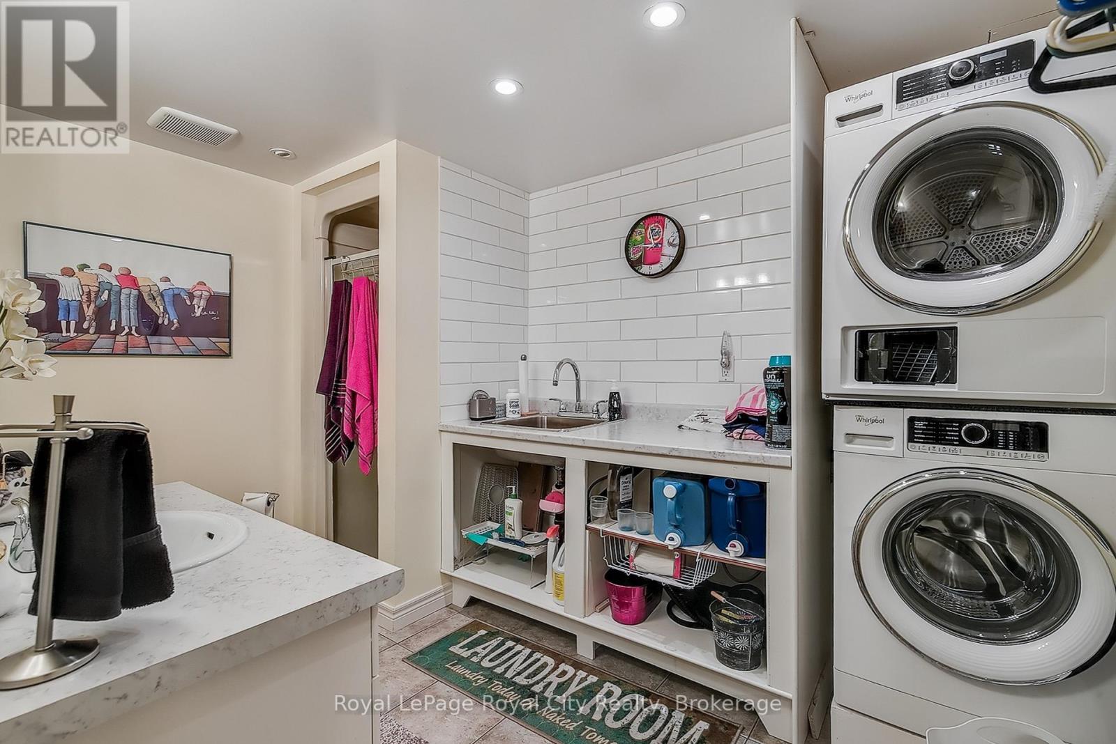 365 Wellington Street, Centre Wellington, Ontario  N1M 3E1 - Photo 29 - X12364441