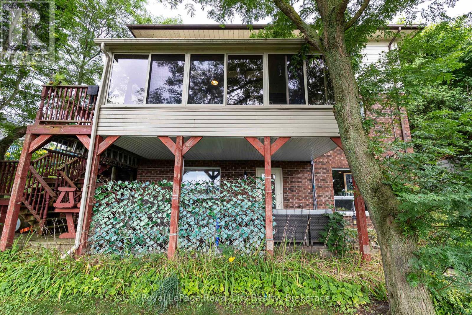 365 Wellington Street, Centre Wellington, Ontario  N1M 3E1 - Photo 36 - X12364441