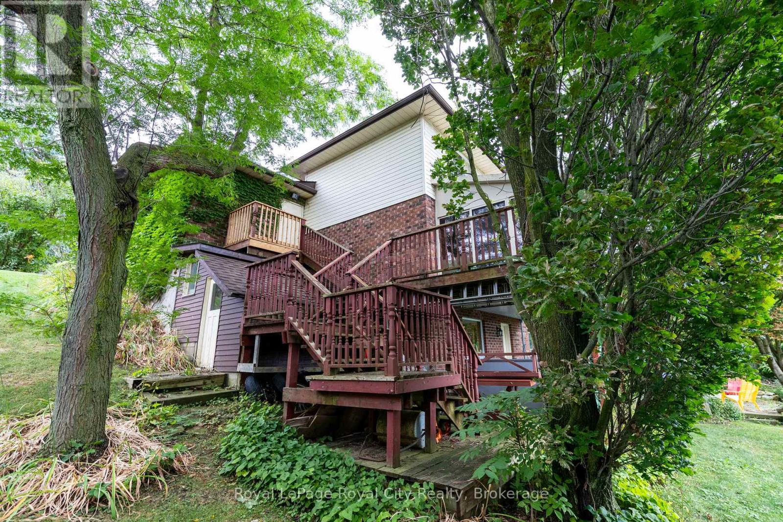 365 Wellington Street, Centre Wellington, Ontario  N1M 3E1 - Photo 37 - X12364441