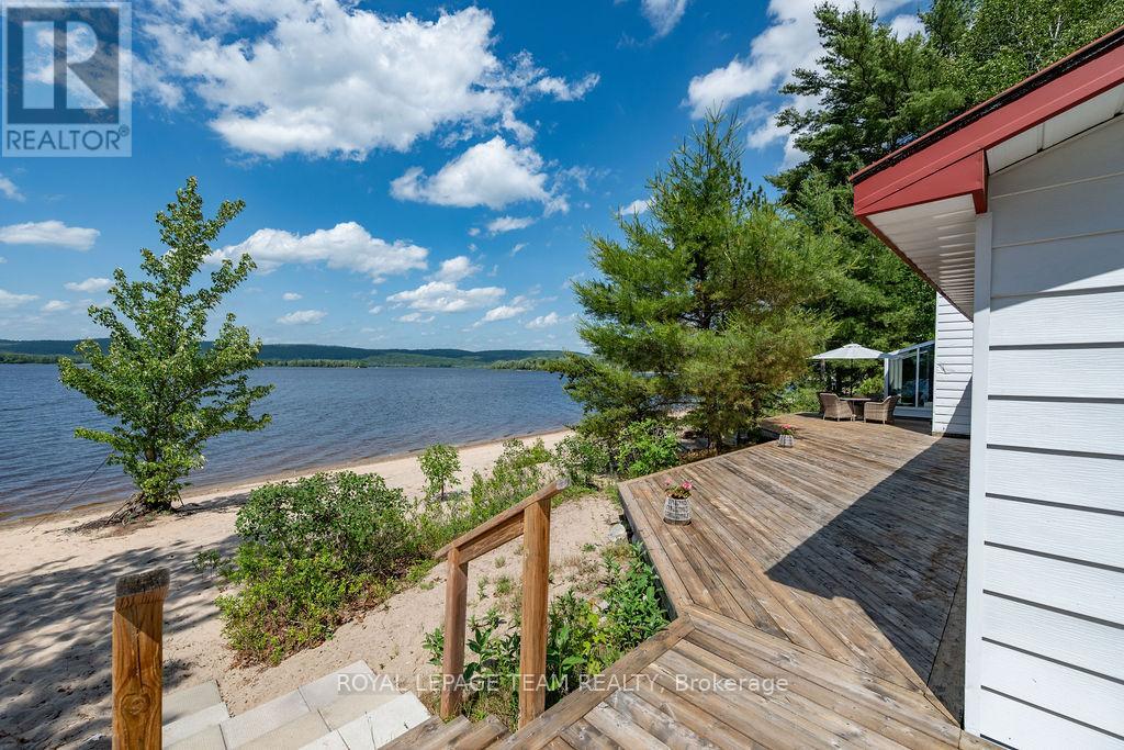 171 Branch Trail, Whitewater Region, Ontario  K0J 2L0 - Photo 34 - X12243813