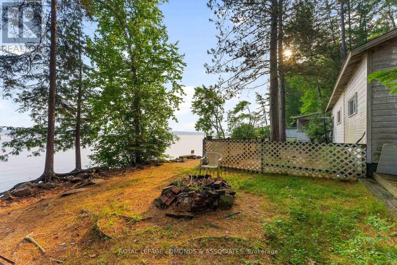 769 Rock Point Lane, Killaloe, Ontario  K0J 2A0 - Photo 25 - X12364310