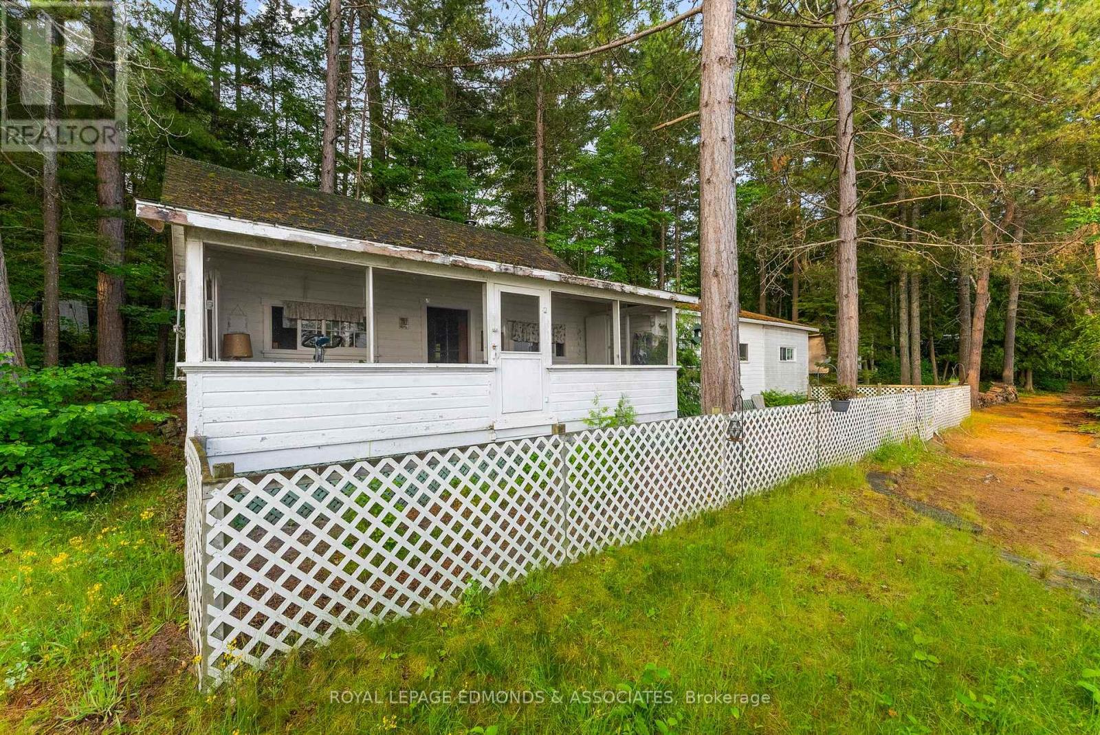 769 Rock Point Lane, Killaloe, Ontario  K0J 2A0 - Photo 26 - X12364310