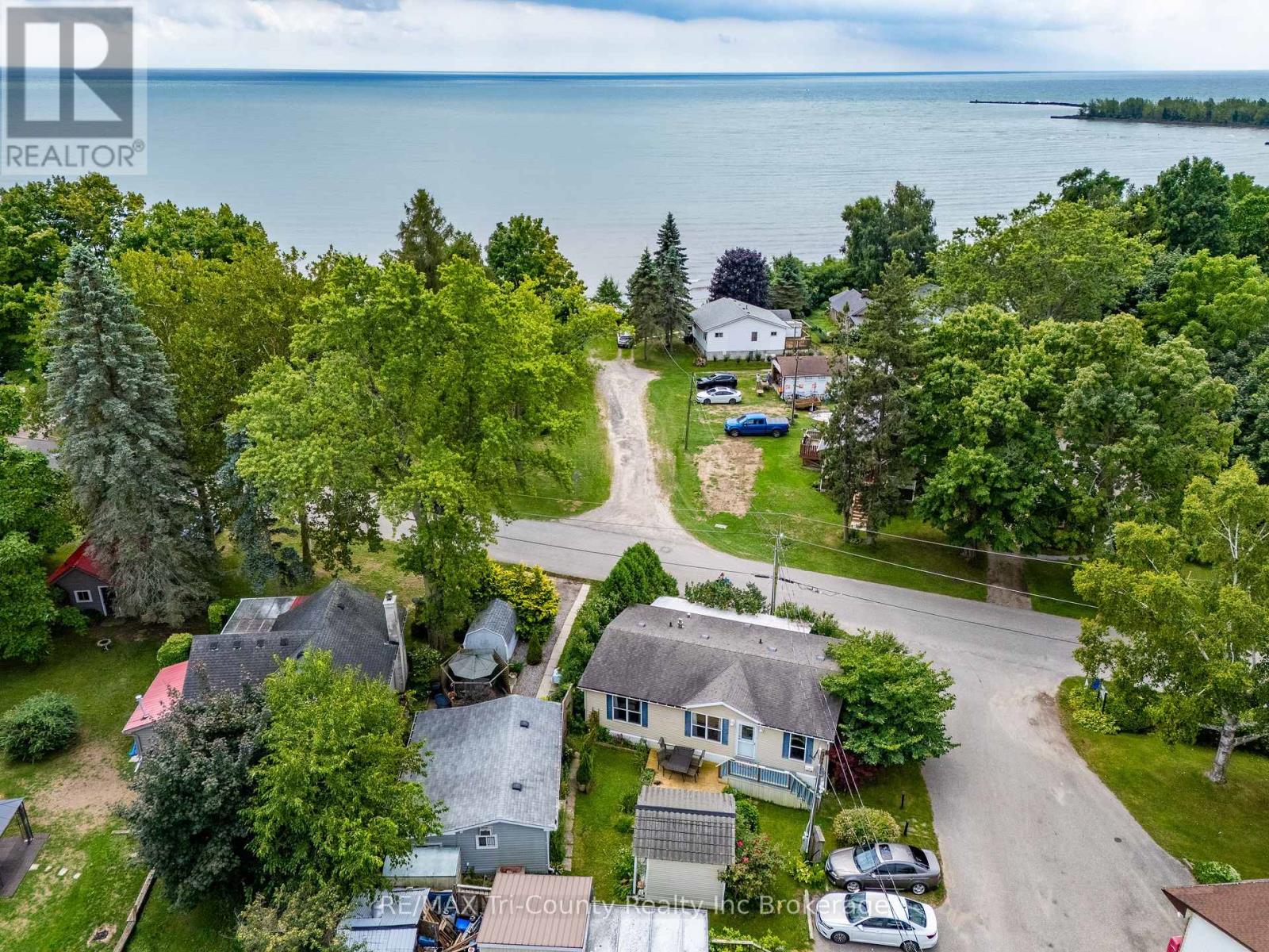 32 - 33 Pitt Street, Bayham, Ontario  N0J 1T0 - Photo 14 - X12364391