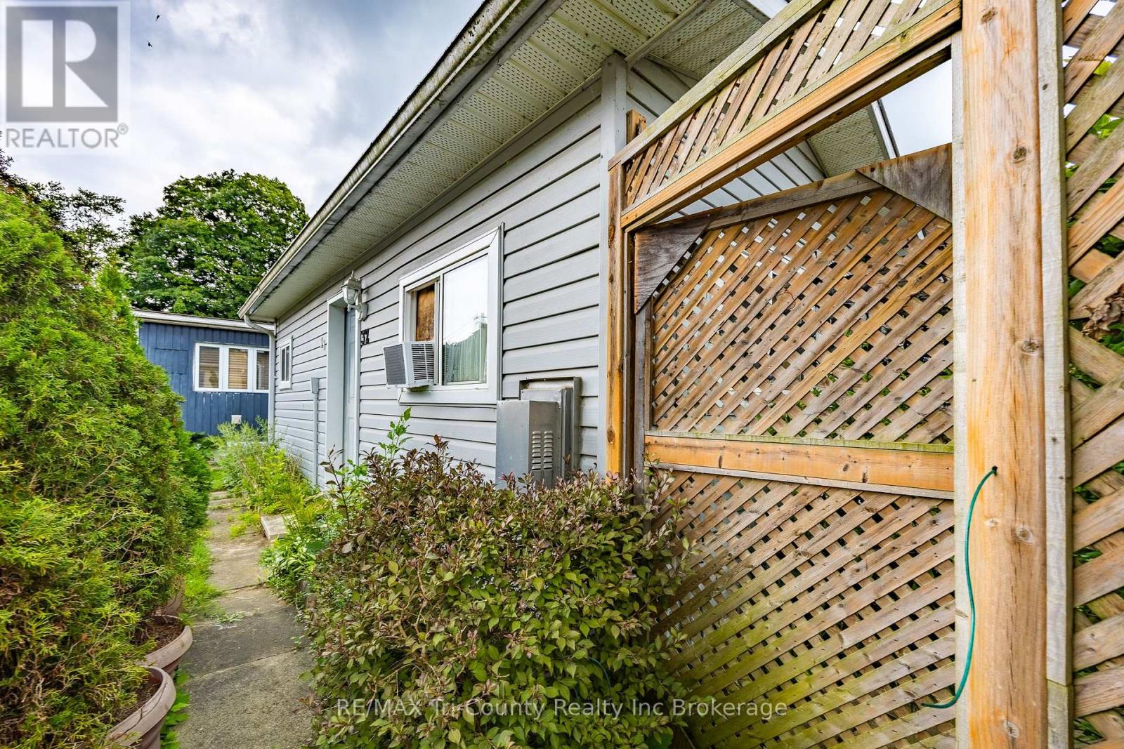 32 - 33 Pitt Street, Bayham, Ontario  N0J 1T0 - Photo 21 - X12364391
