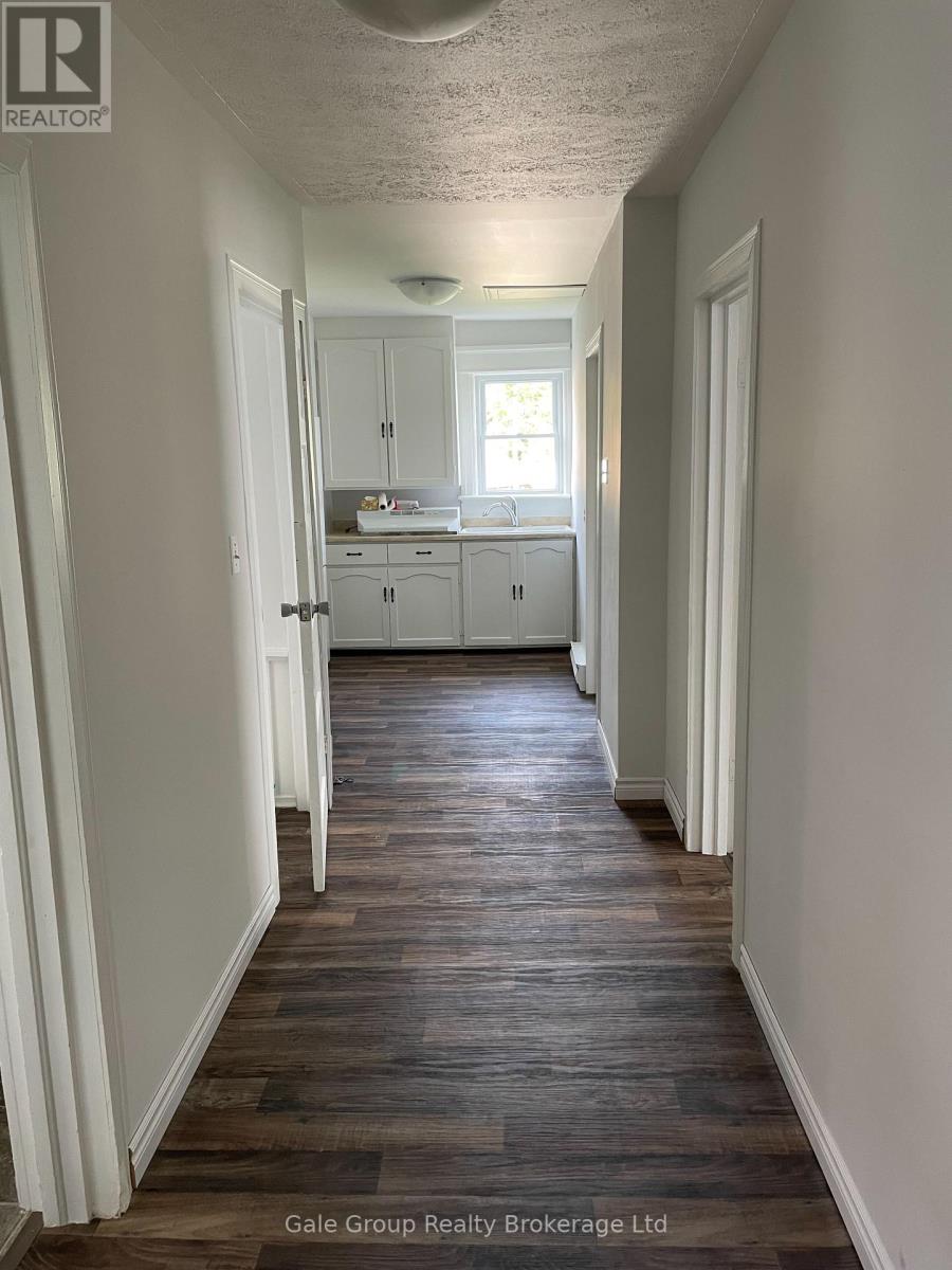 285 Queen Street, Chatham-Kent (Chatham), Ontario  N7M 2H5 - Photo 1 - X12364434