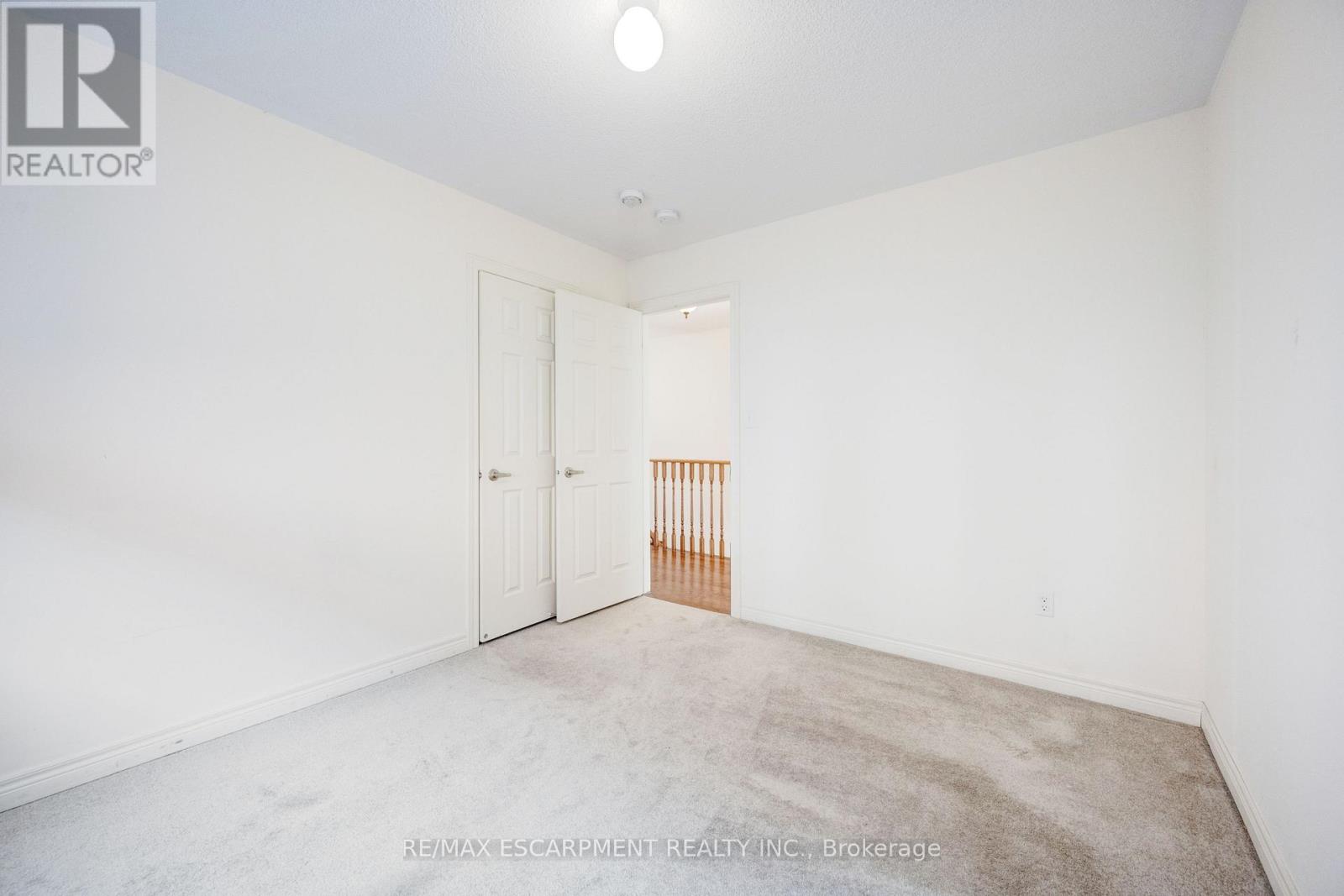 489 Downes Jackson Heights, Milton, Ontario  L9T 8W1 - Photo 39 - W12364276