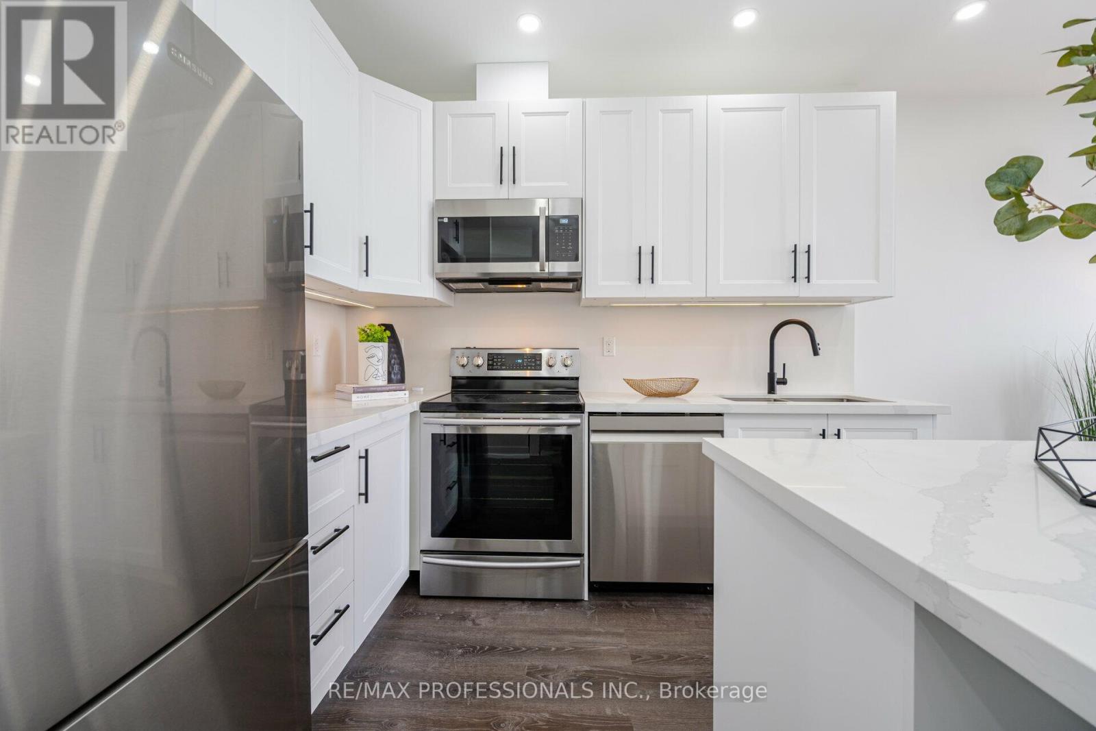 Ph21 - 700 Humberwood Boulevard, Toronto, Ontario  M9W 7J4 - Photo 17 - W12364279