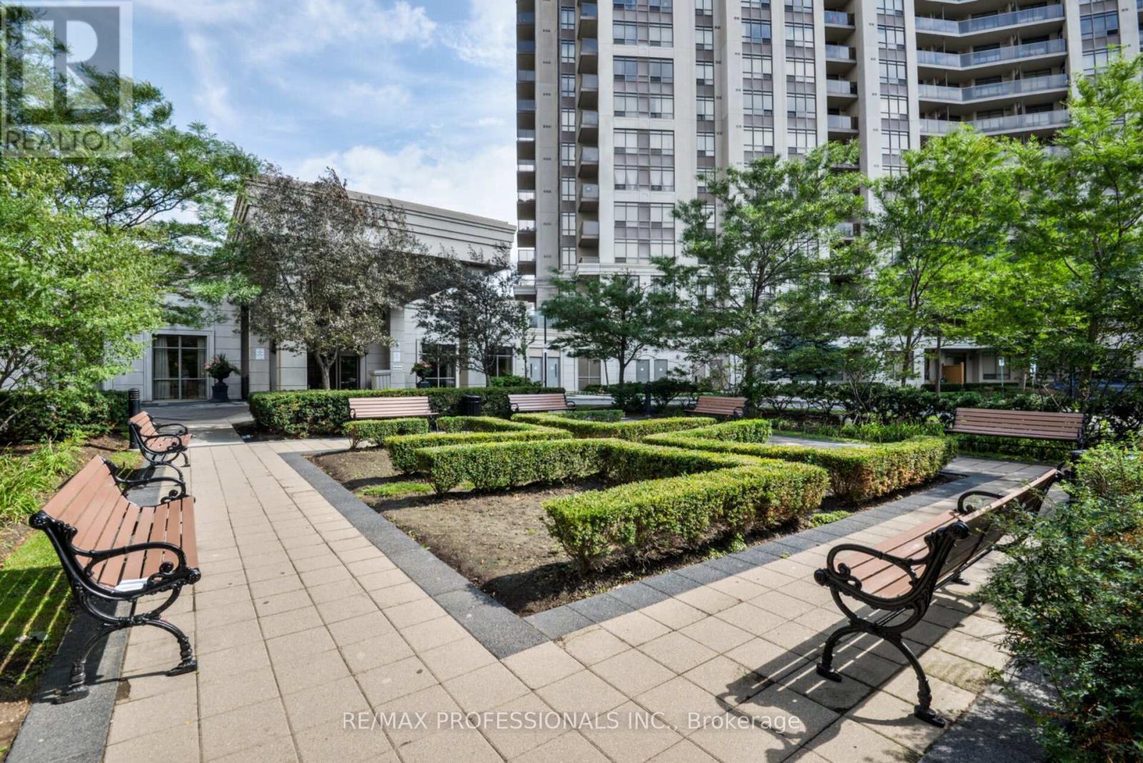 Ph21 - 700 Humberwood Boulevard, Toronto, Ontario  M9W 7J4 - Photo 4 - W12364279