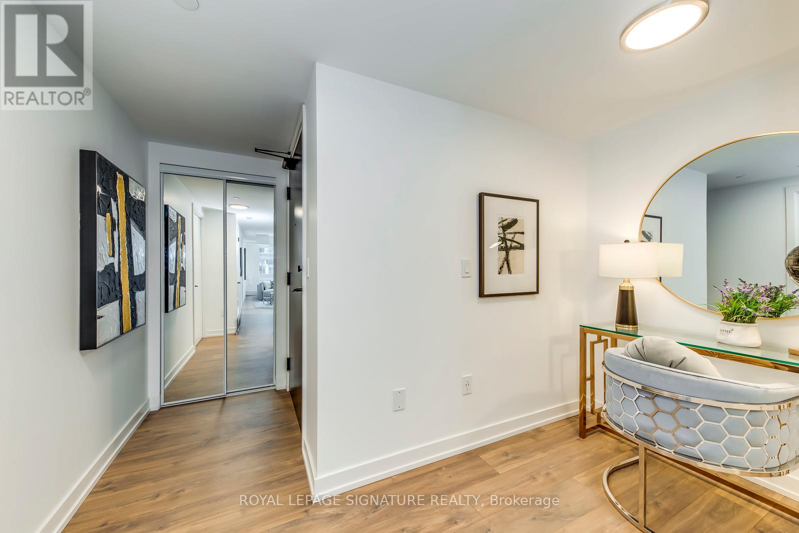 1003 - 2 Augusta Avenue, Toronto, Ontario M5V 0T3 - Photo 3 - C12364347