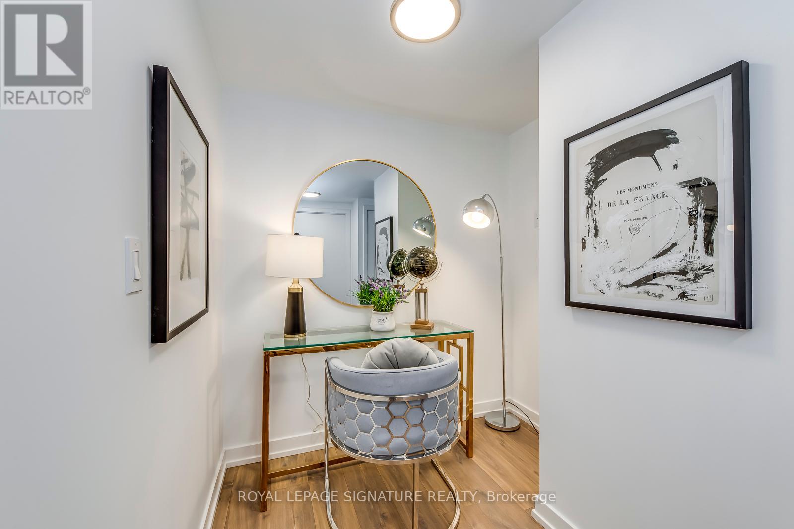 1003 - 2 Augusta Avenue, Toronto, Ontario M5V 0T3 - Photo 4 - C12364347