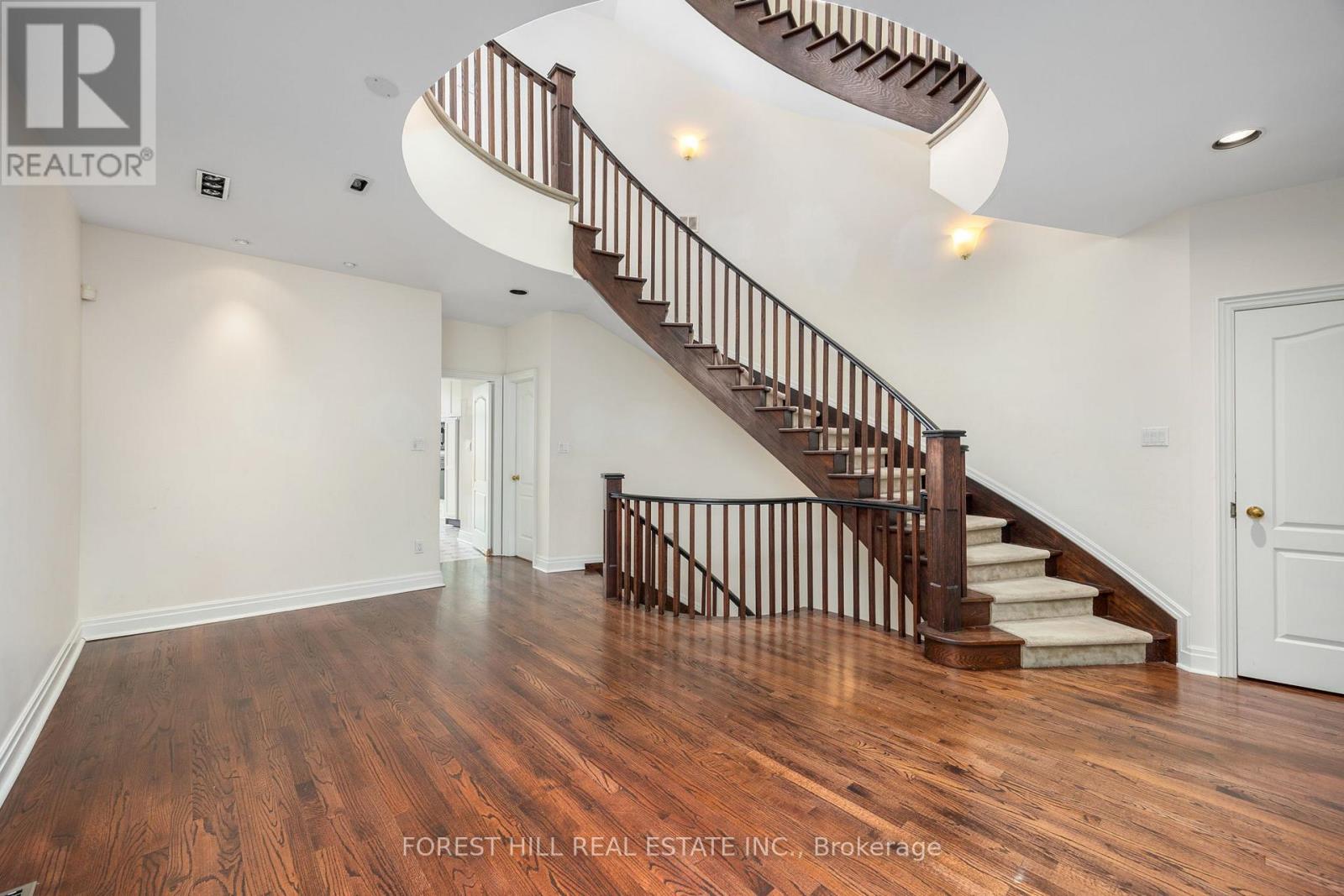 521 Davenport Road, Toronto, Ontario  M5R 3R5 - Photo 7 - C12364348