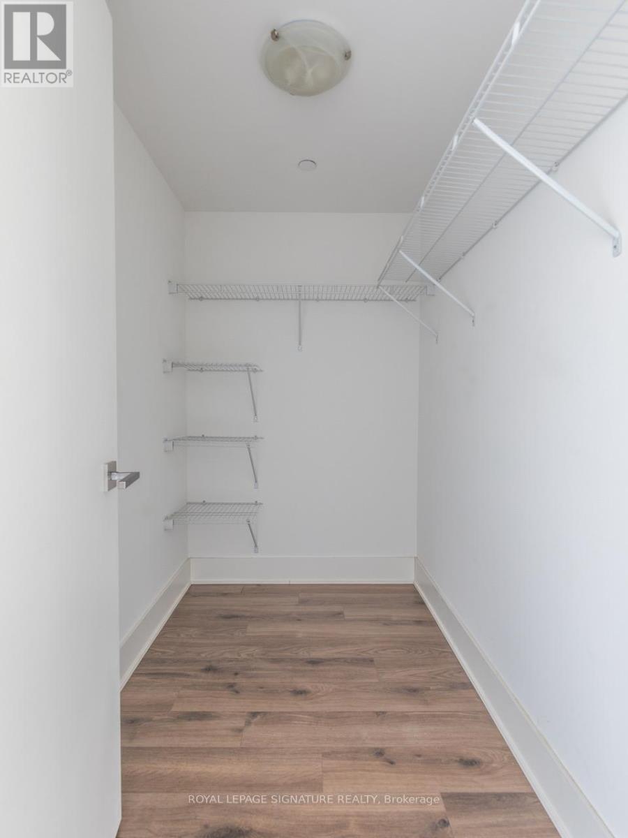 925 - 111 St Clair Avenue W, Toronto, Ontario  M4V 1N5 - Photo 12 - C12364433