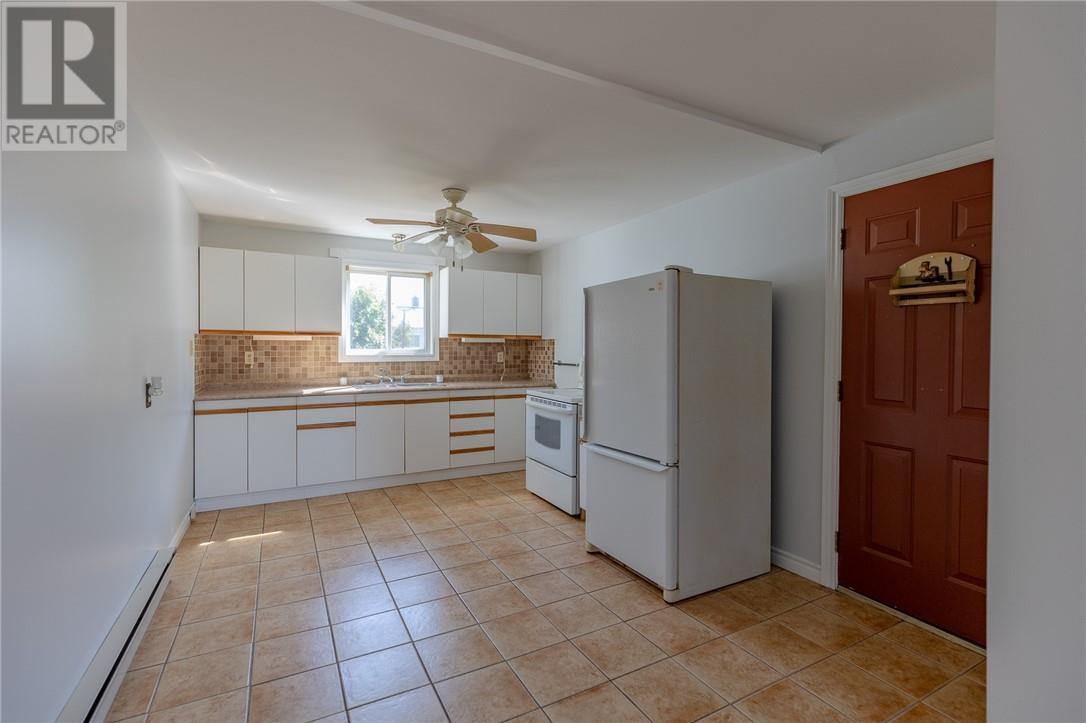 250 Imperial Street, Massey, Ontario  P0P 1P0 - Photo 5 - 2124337
