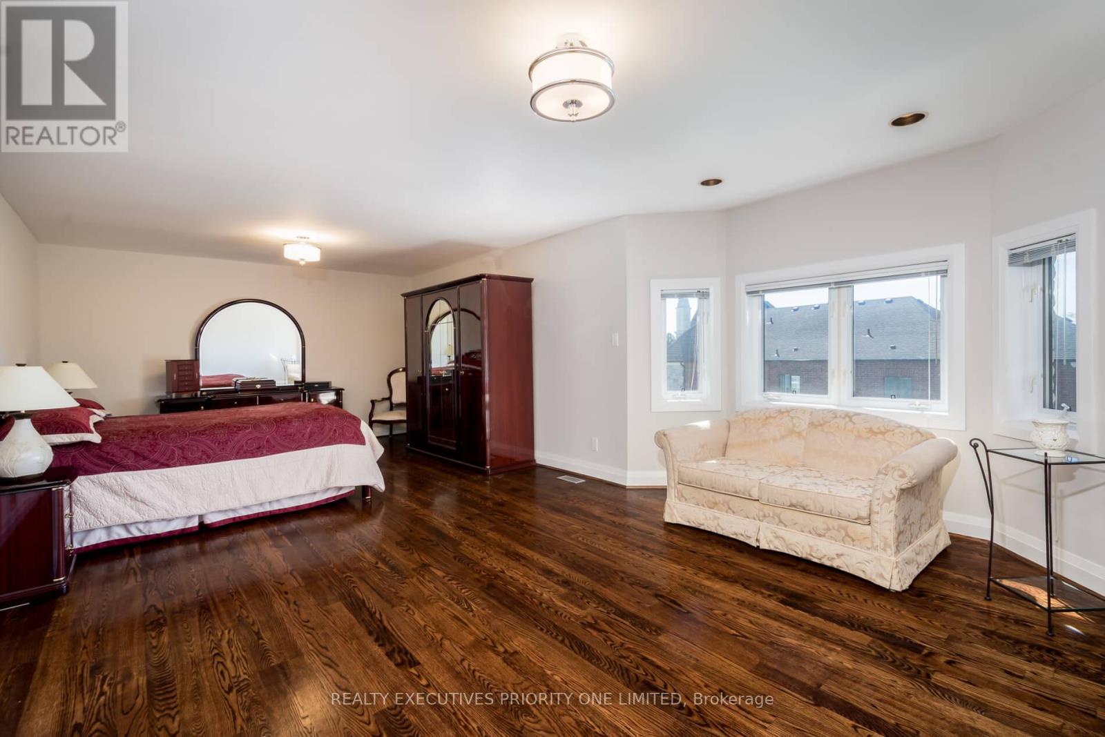 67 Stockdale Crescent, Richmond Hill, Ontario  L4C 3T1 - Photo 23 - N12364328