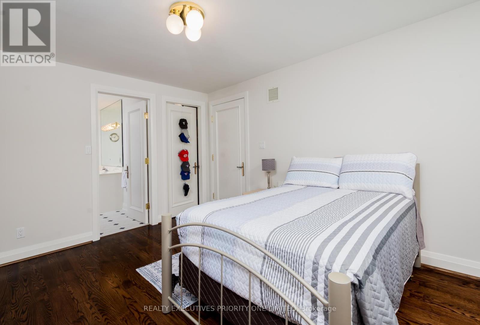 67 Stockdale Crescent, Richmond Hill, Ontario  L4C 3T1 - Photo 35 - N12364328