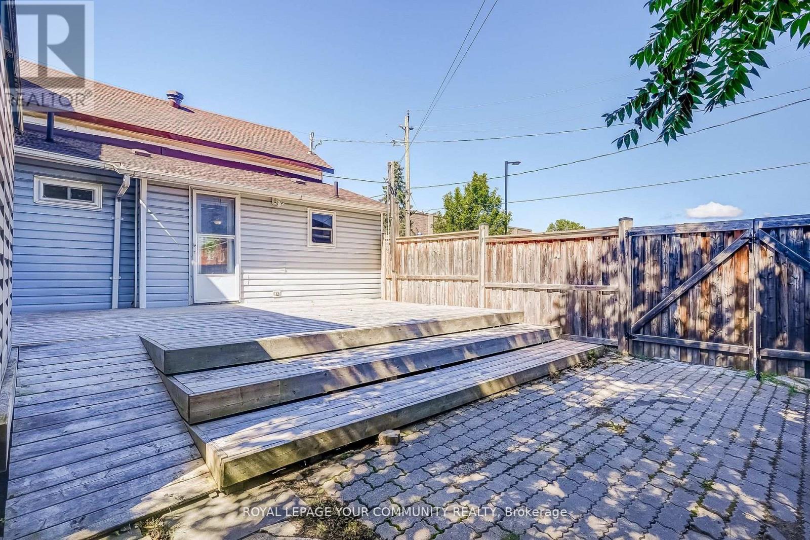 39 Drury Street, Bradford West Gwillimbury, Ontario  L3Z 1W9 - Photo 24 - N12364341