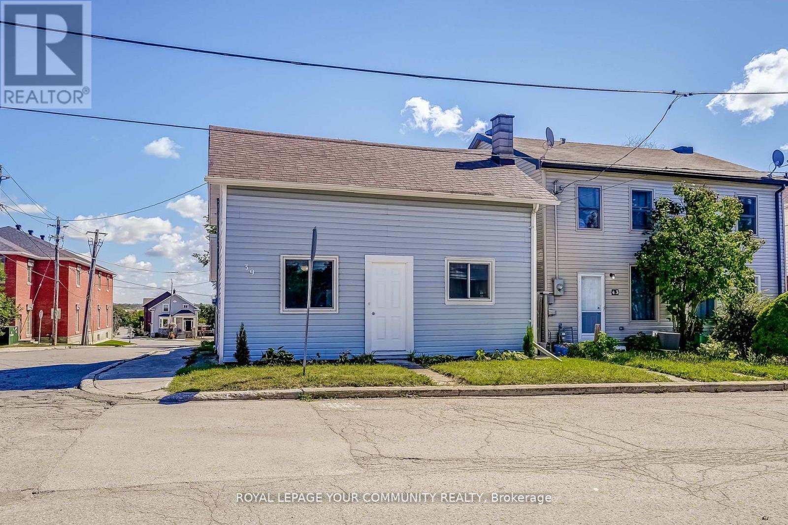 39 Drury Street, Bradford West Gwillimbury, Ontario  L3Z 1W9 - Photo 27 - N12364341