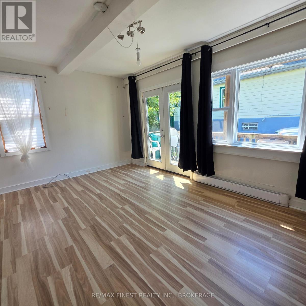 606 Brock Street, Kingston, Ontario  K7L 1V5 - Photo 17 - X12364446