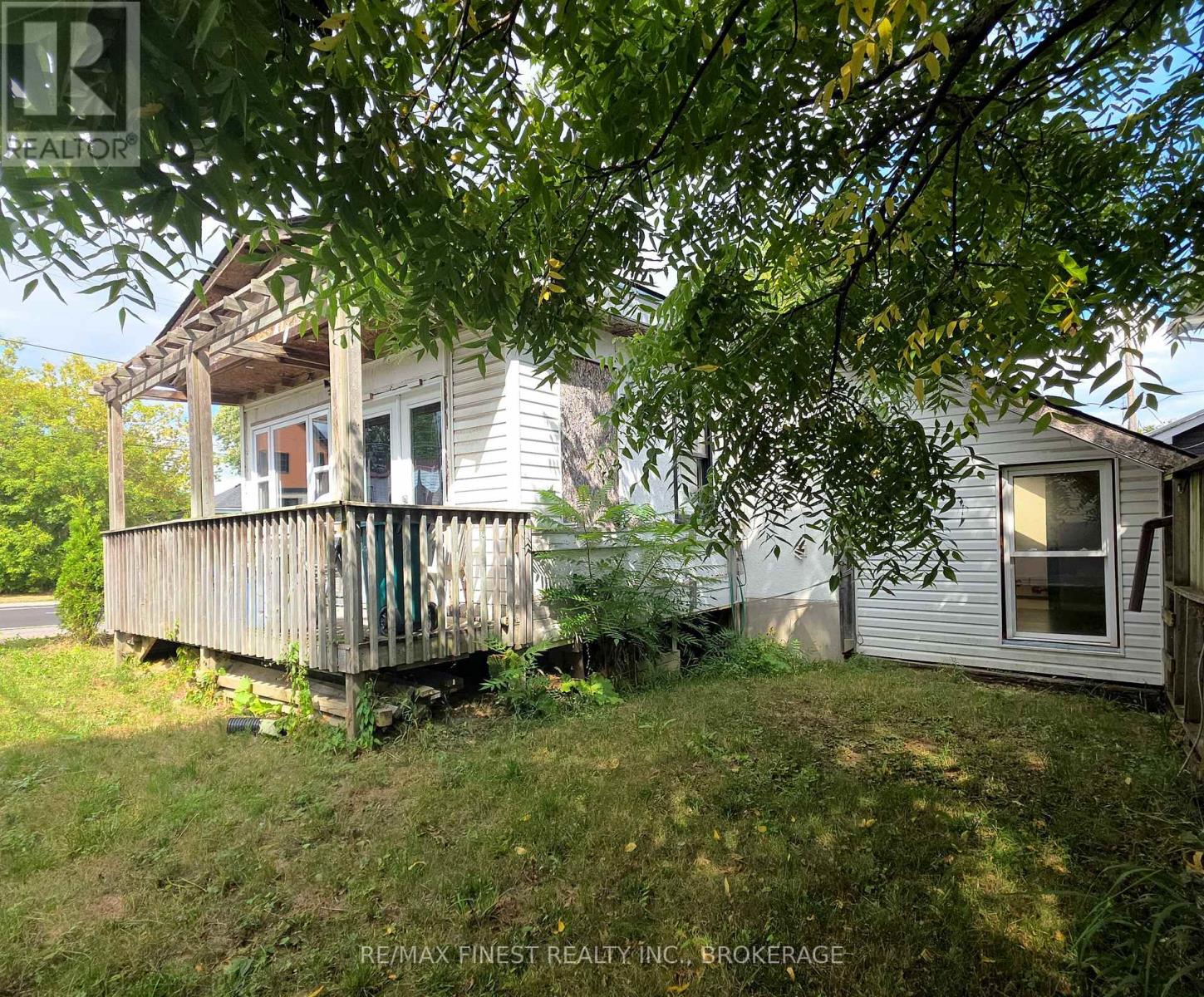 606 Brock Street, Kingston, Ontario  K7L 1V5 - Photo 25 - X12364446