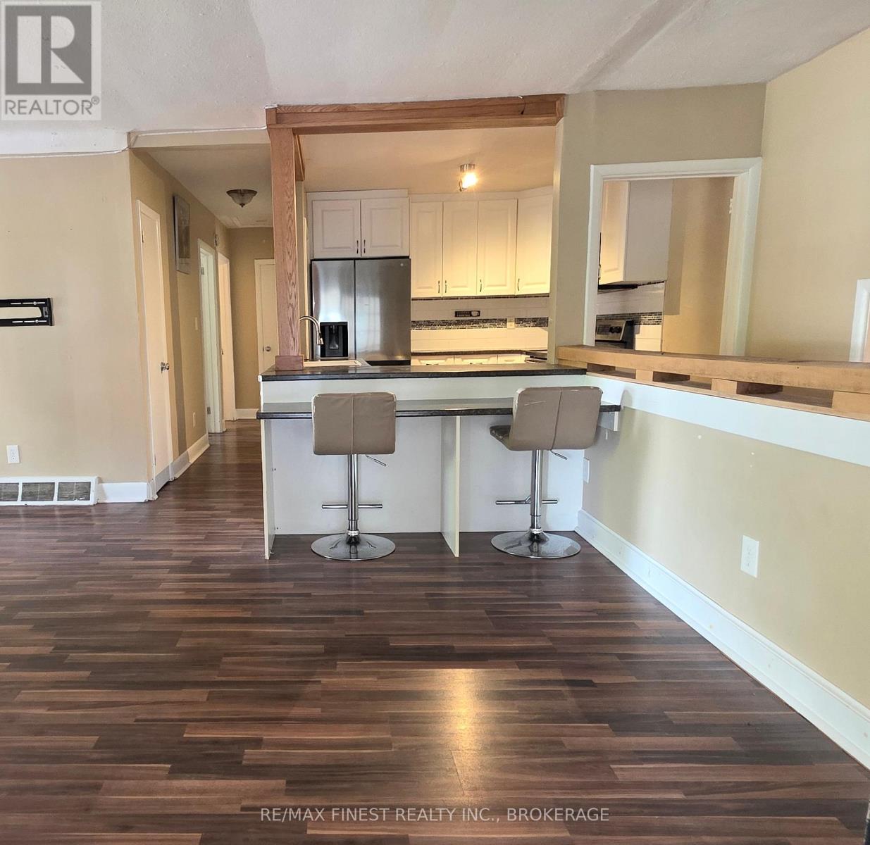 606 Brock Street, Kingston, Ontario  K7L 1V5 - Photo 6 - X12364446