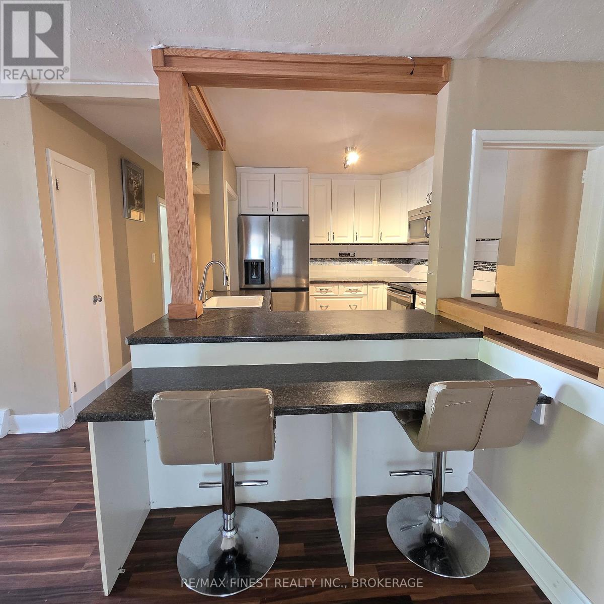 606 Brock Street, Kingston, Ontario  K7L 1V5 - Photo 7 - X12364446