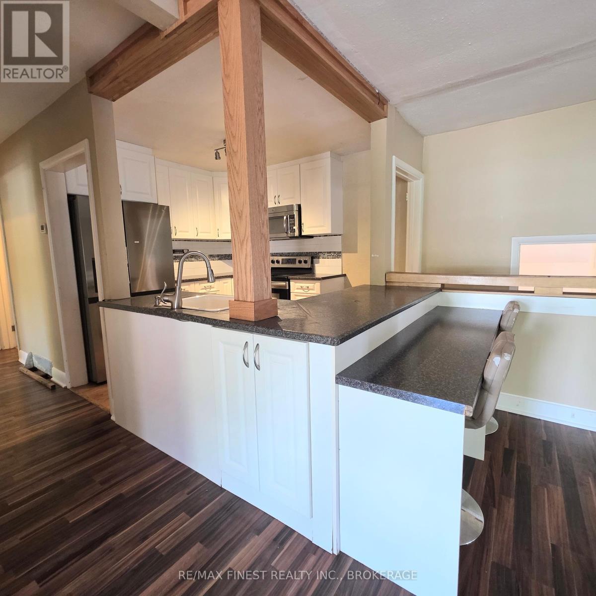 606 Brock Street, Kingston, Ontario  K7L 1V5 - Photo 8 - X12364446