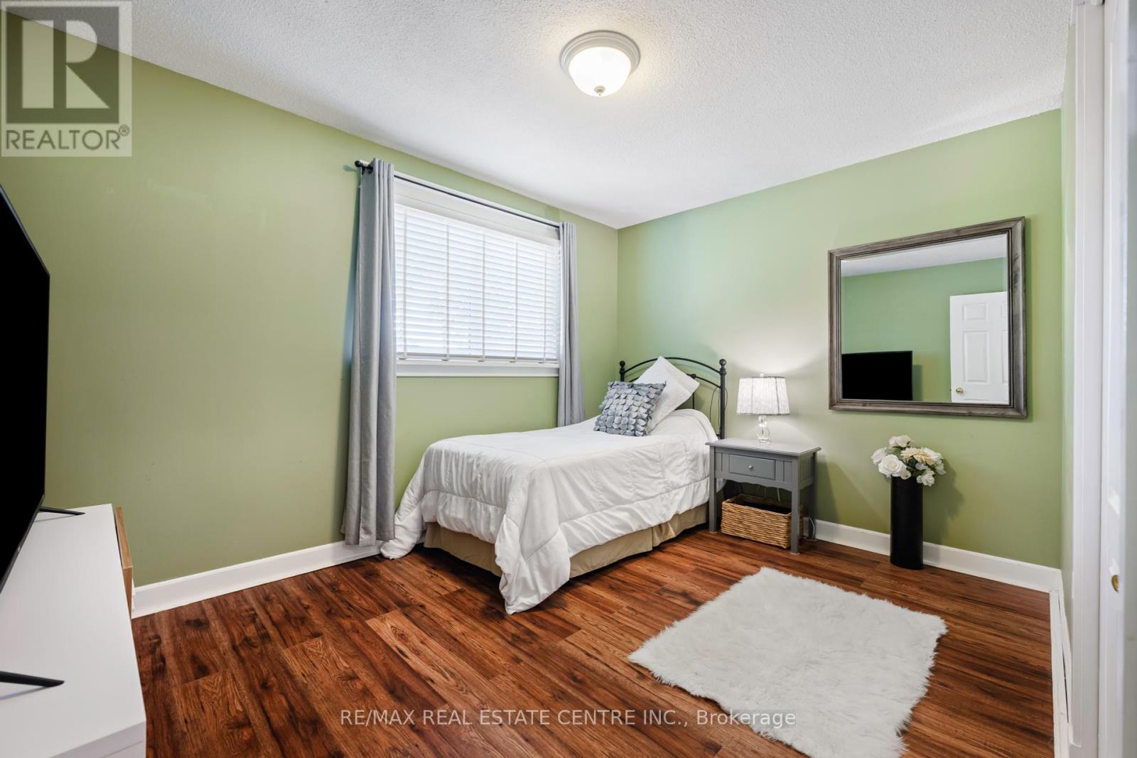 193 Diane Drive, Orangeville, Ontario  L9W 3N3 - Photo 18 - W12364326