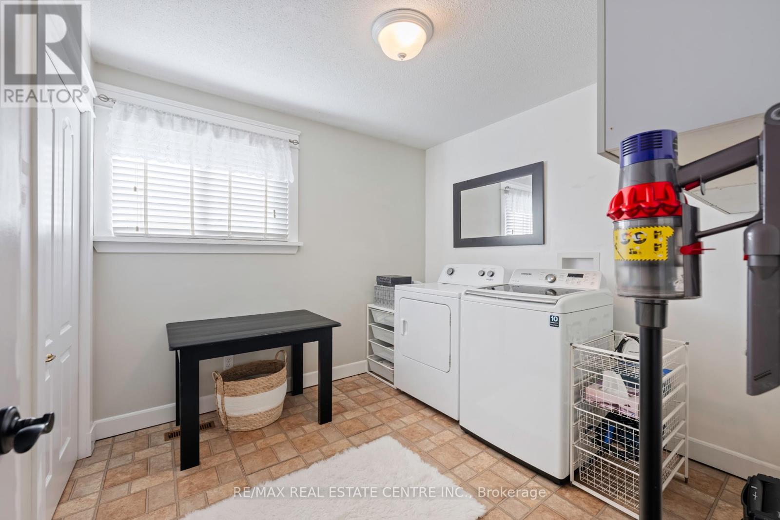 193 Diane Drive, Orangeville, Ontario  L9W 3N3 - Photo 20 - W12364326