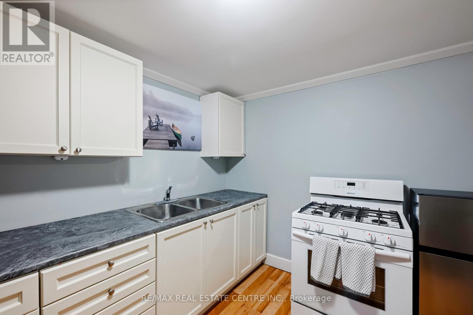 193 Diane Drive, Orangeville, Ontario  L9W 3N3 - Photo 25 - W12364326