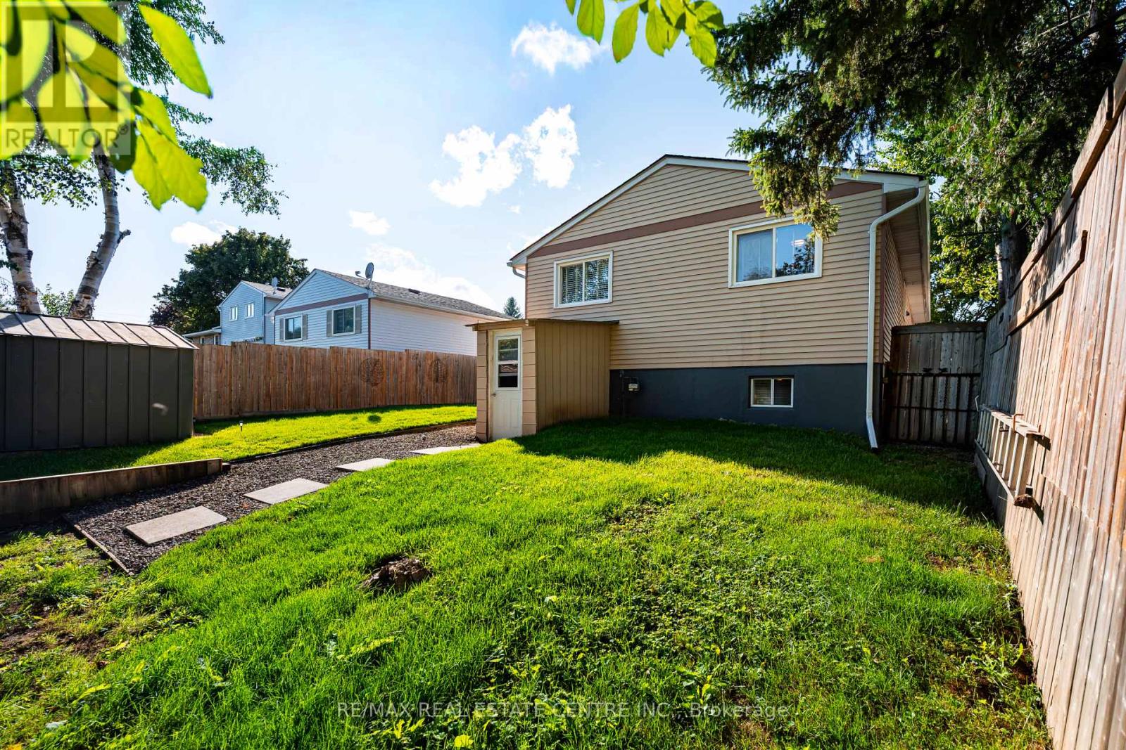 193 Diane Drive, Orangeville, Ontario  L9W 3N3 - Photo 34 - W12364326