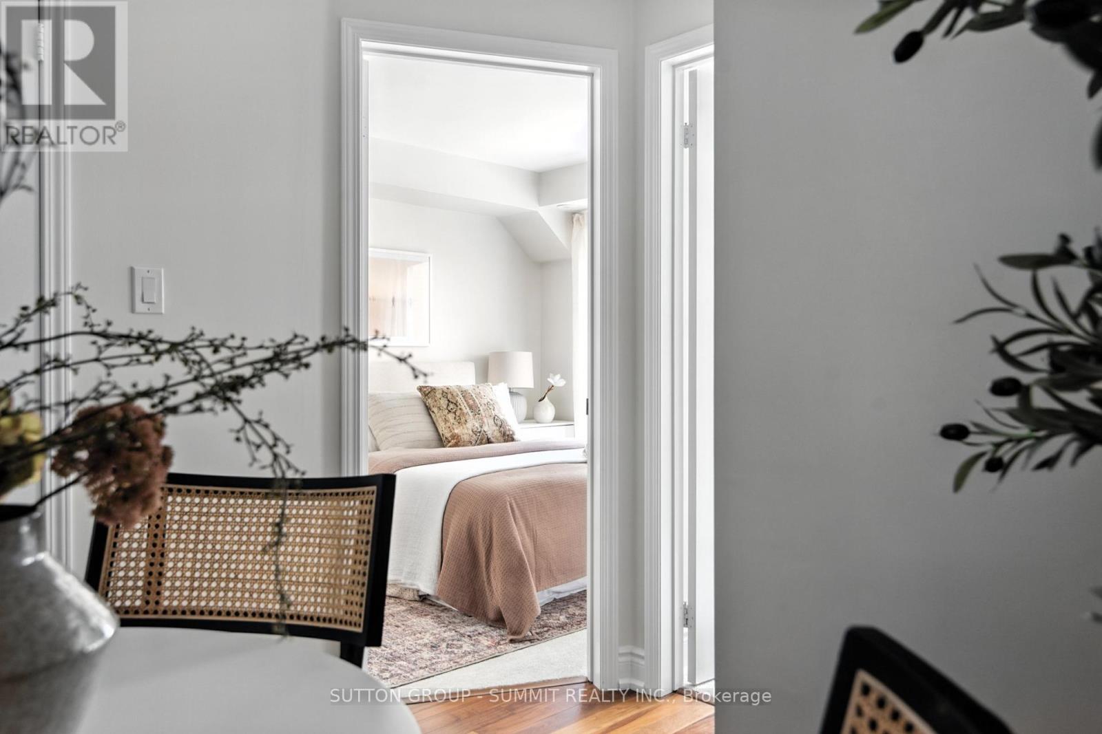 1026 - 18 Laidlaw Street, Toronto, Ontario M6K 1X2 - Photo 10 - W12364369